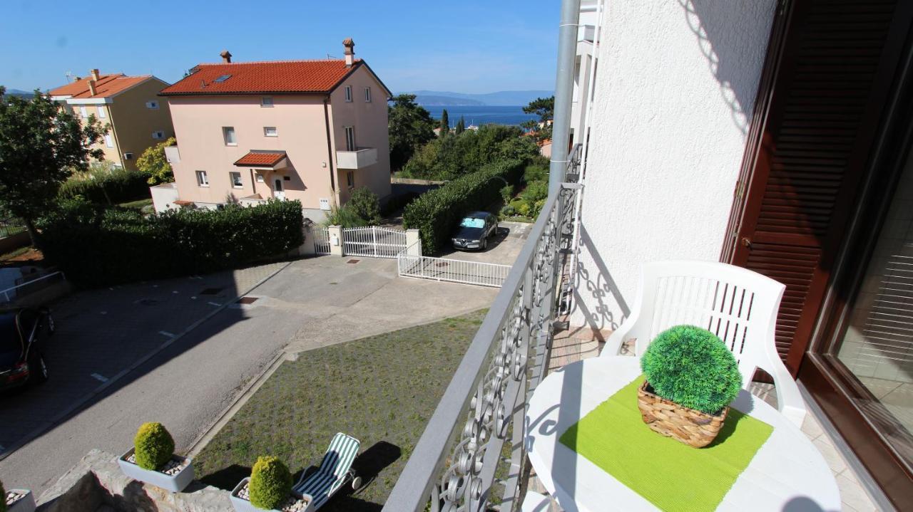 Apartmani Totic Malinska Bagian luar foto
