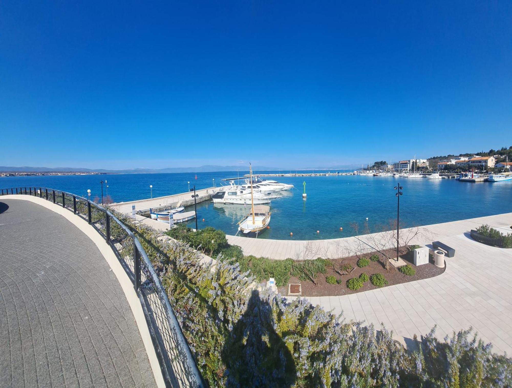 Apartmani Totic Malinska Bagian luar foto