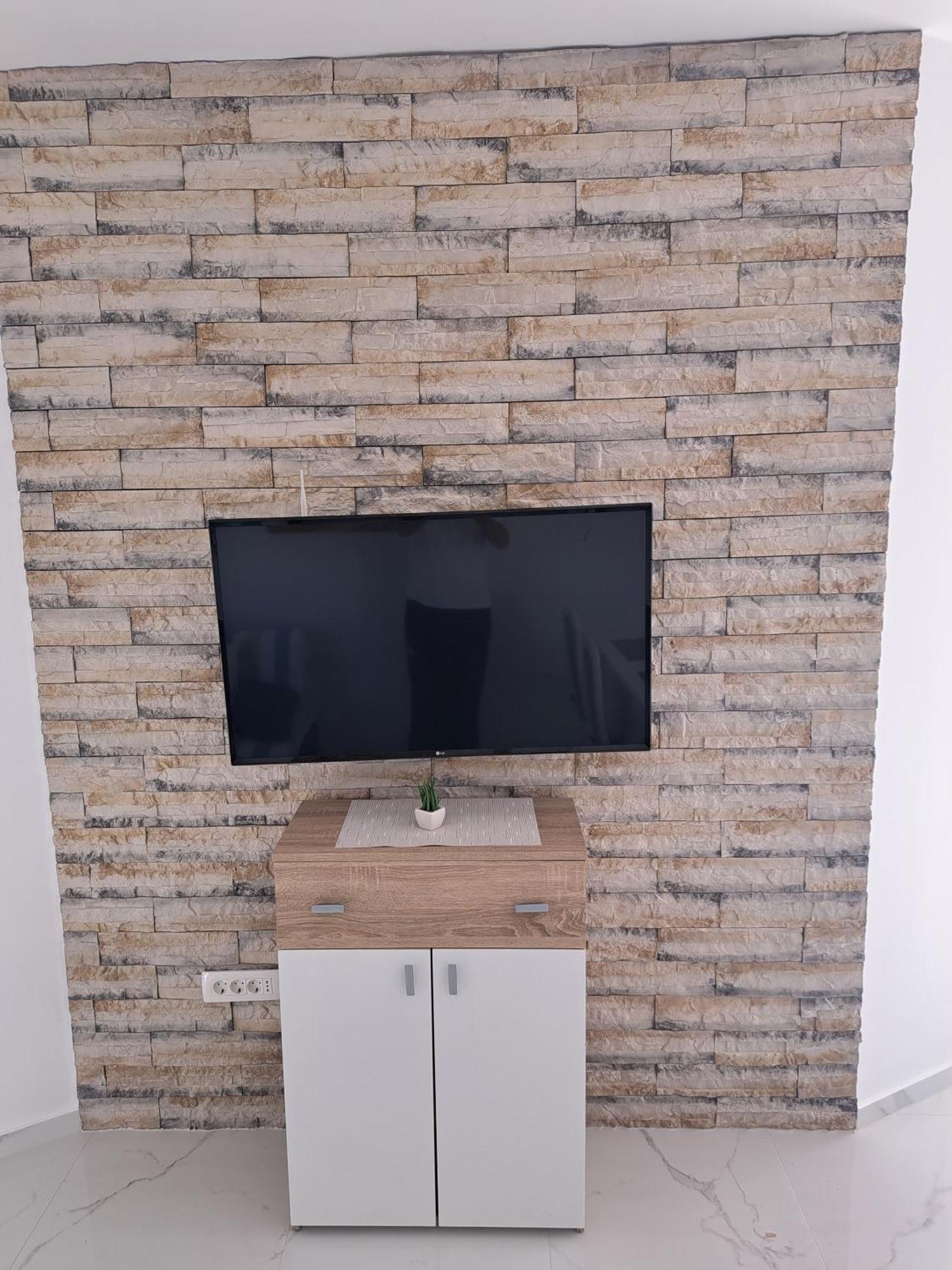 Apartmani Totic Malinska Bagian luar foto