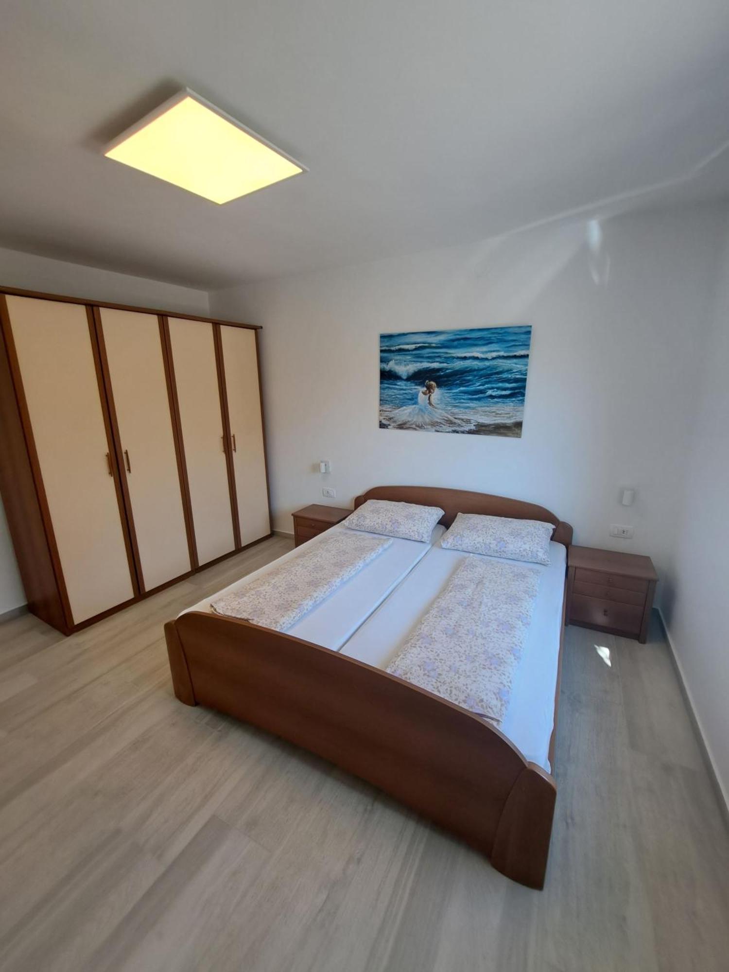 Apartmani Totic Malinska Bagian luar foto