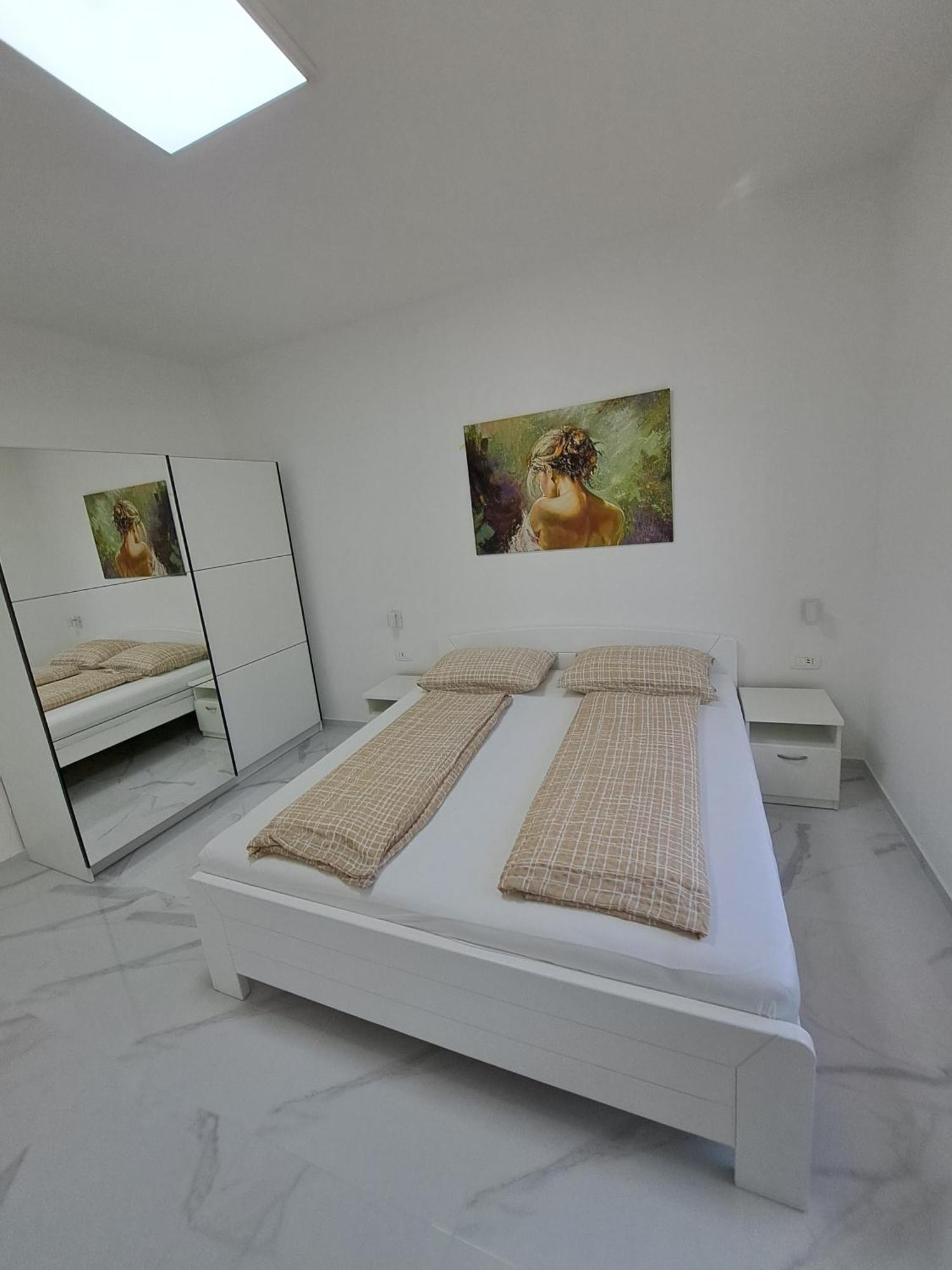 Apartmani Totic Malinska Bagian luar foto